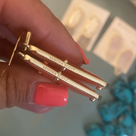 Kendra Scott earrings - Picture 3 of 5